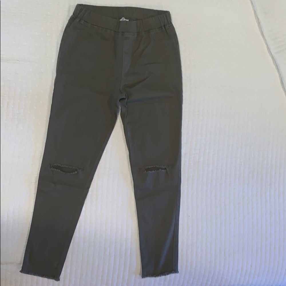 Distressed Jeggings